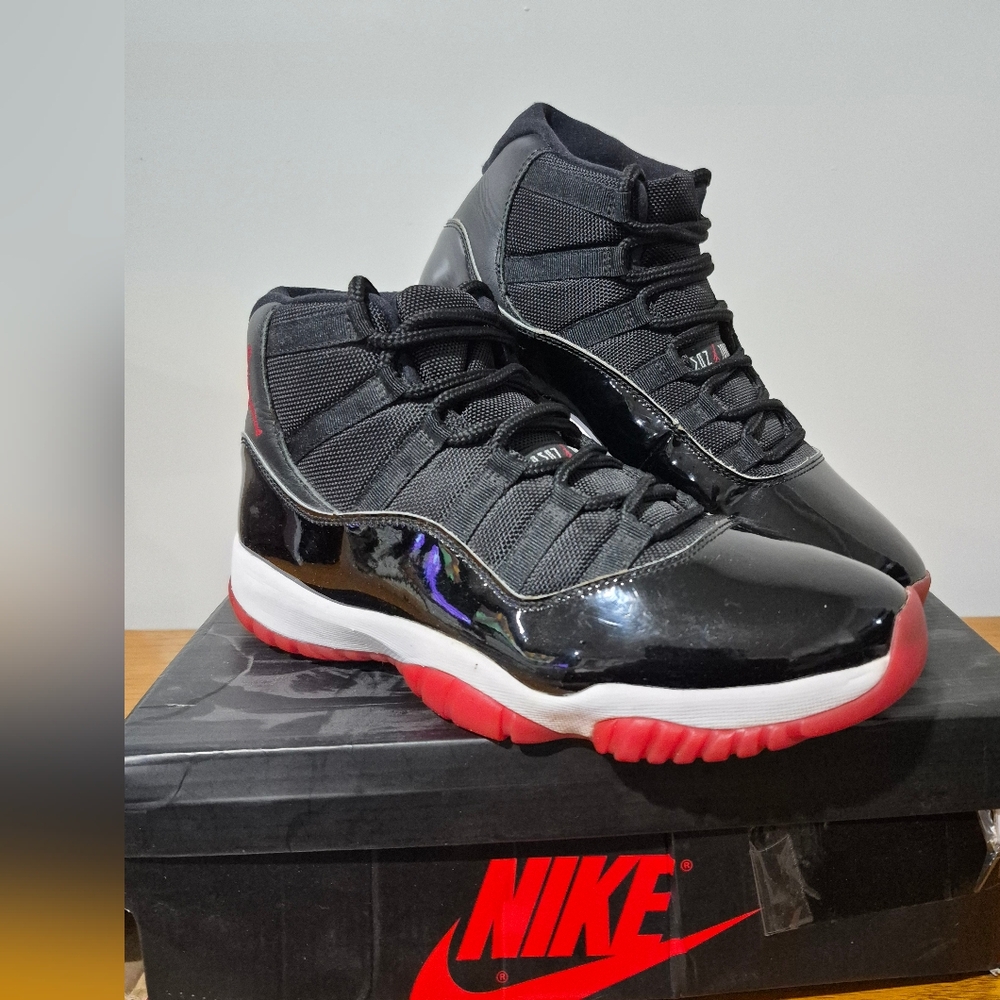 Nike Air Jordan 11 Retro High Bred Size 11